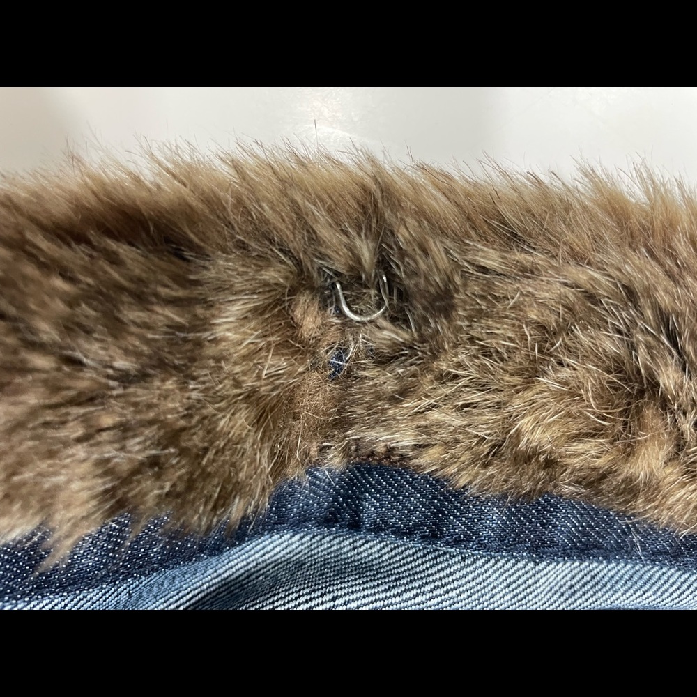 Women’s denim Jean jacket with faux fur Size M - Picture 8 of 10